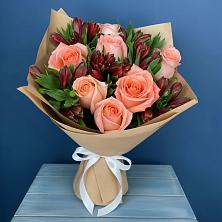 Букет цветов из:  Розы и Альстромерии в Редкино