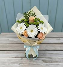 Букет цветов из:  Герберы, Розы и Хризантемы в Редкино